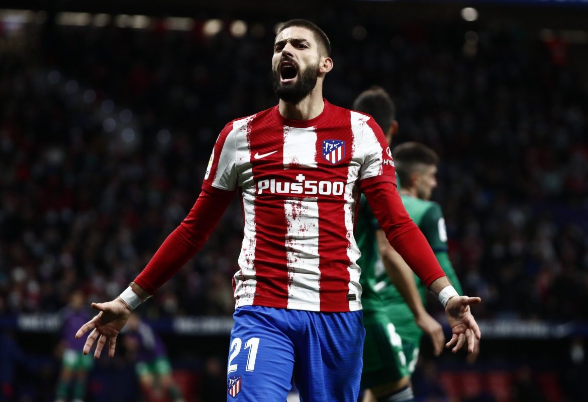 Newcastle agree personal terms with forward